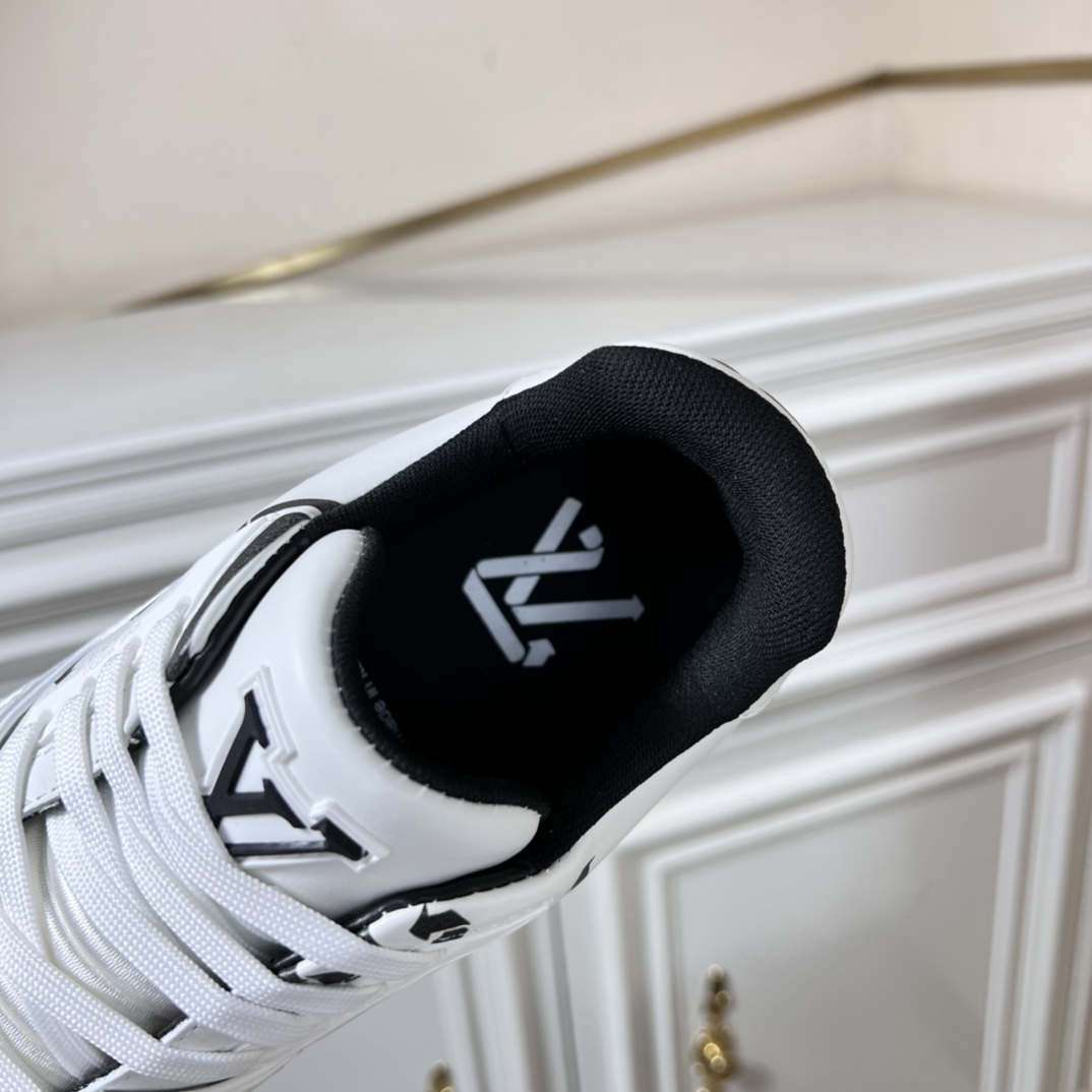 Louis Vuitton LV Trainer Sneaker    (Upon uk size)   1AAGXZ - DopestKickz