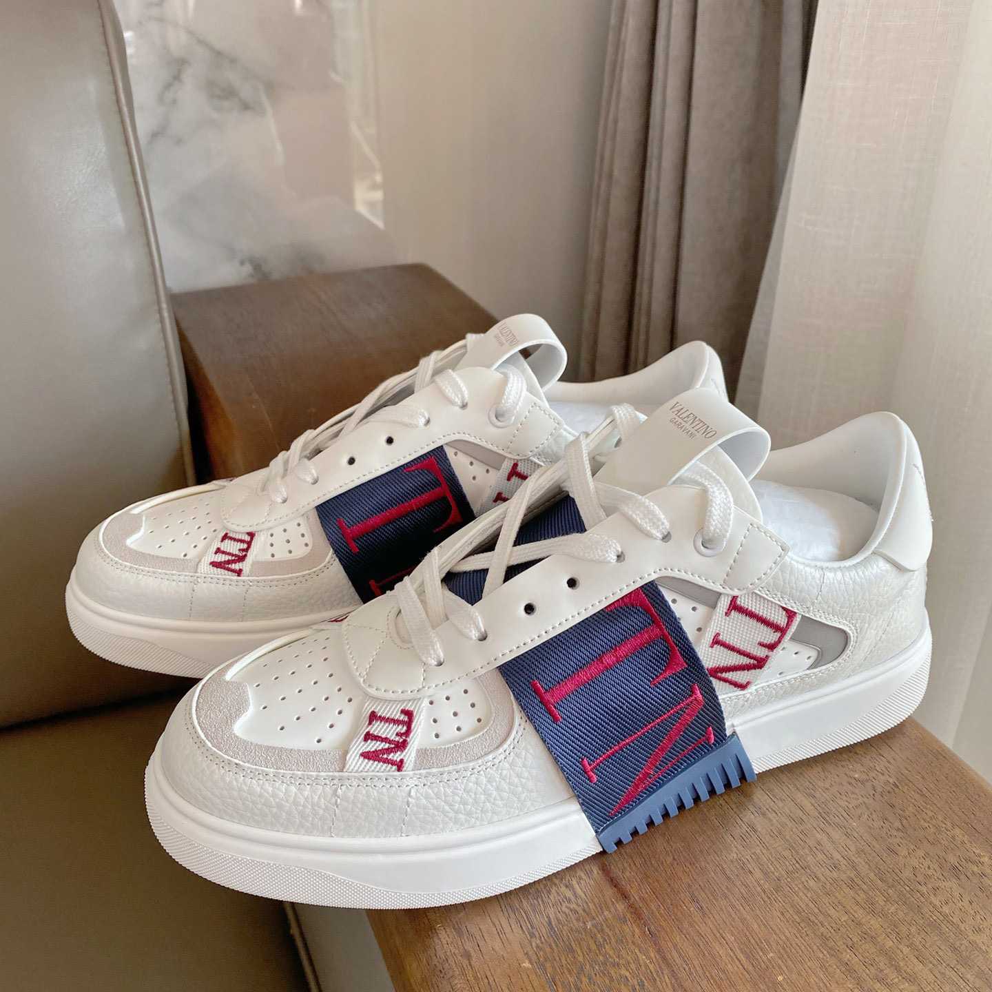 Valenti Low-Top Calfskin Vl7n Sneaker With Bands - DopestKickz