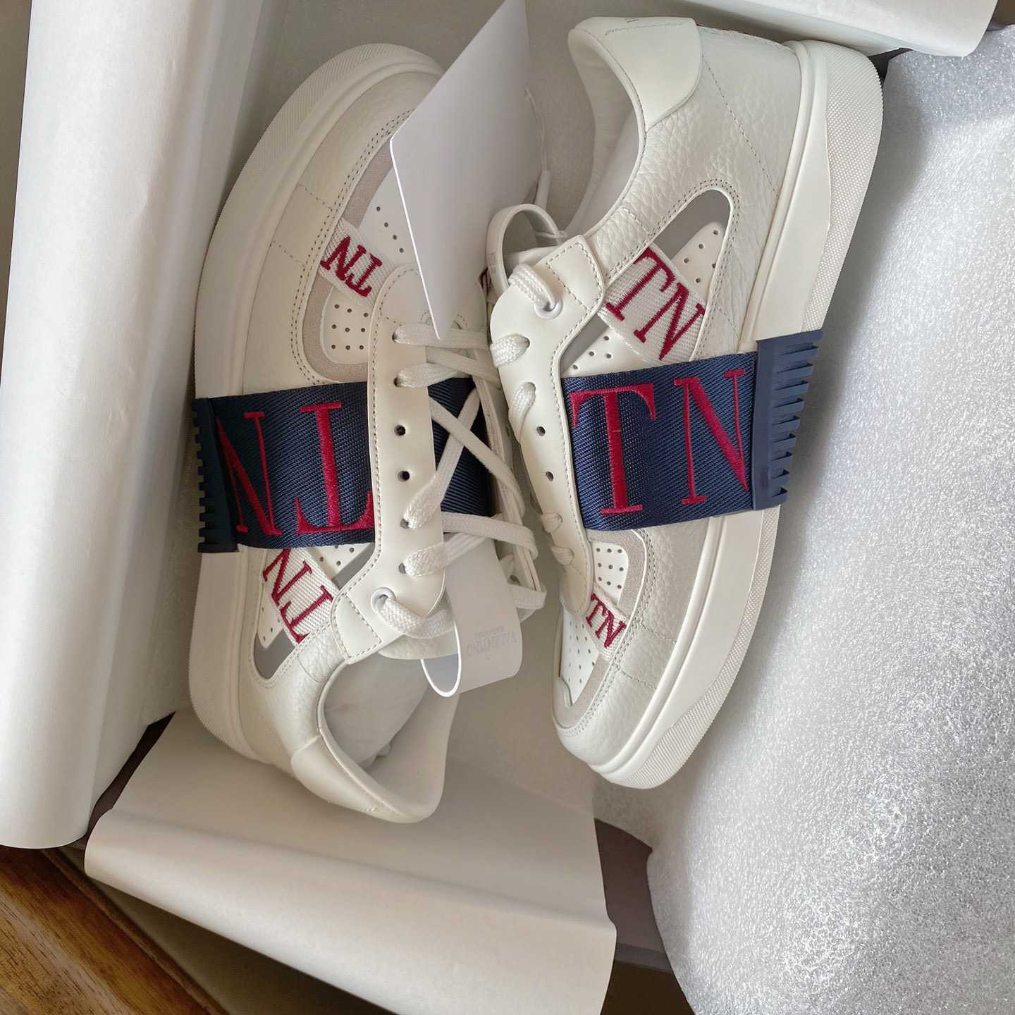 Valenti Low-Top Calfskin Vl7n Sneaker With Bands - DopestKickz