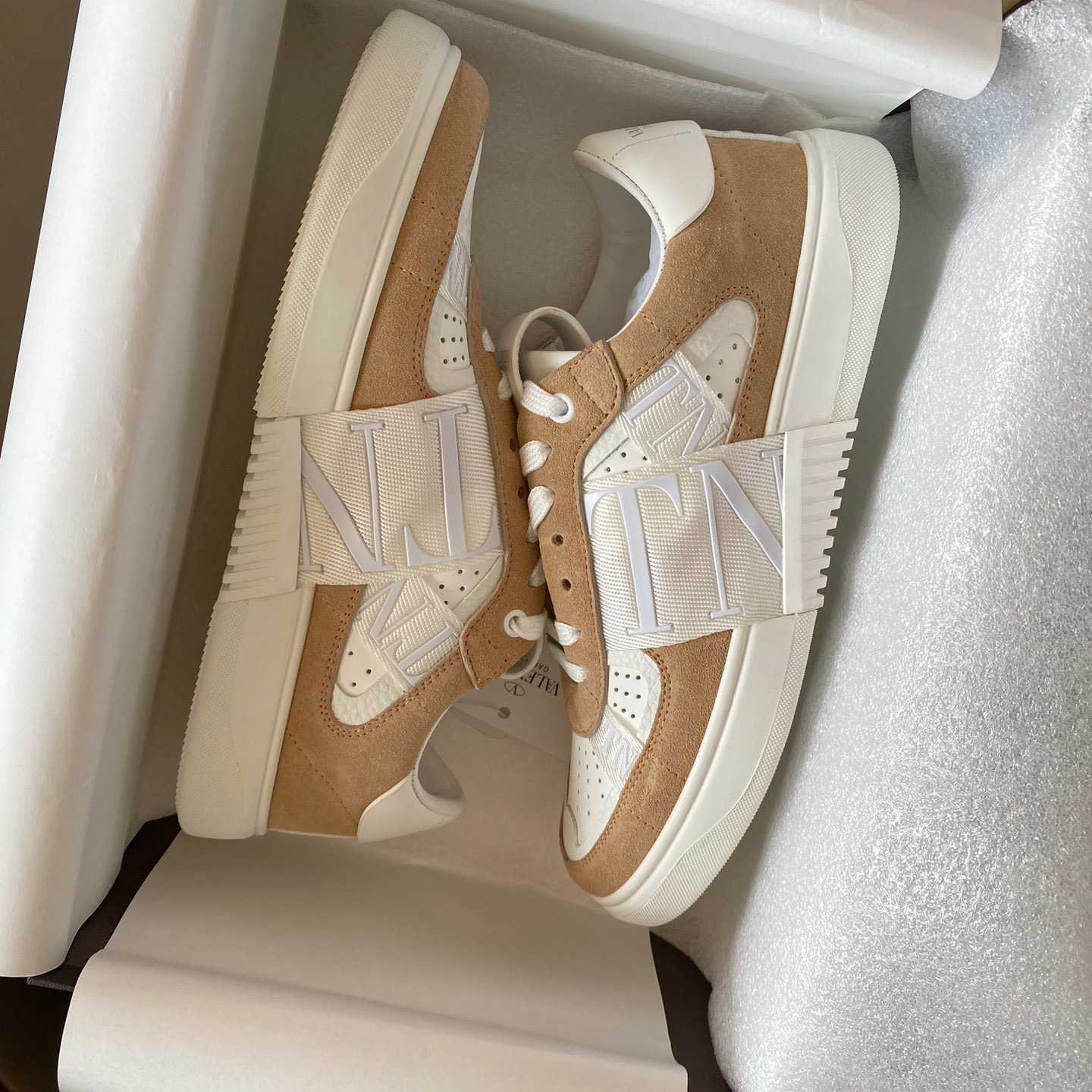 Valenti Low-Top Calfskin Vl7n Sneaker With Bands - DopestKickz