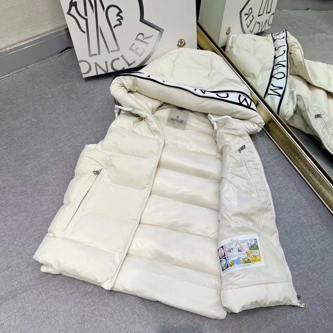 Moncler Cardamine Down Vest - DopestKickz