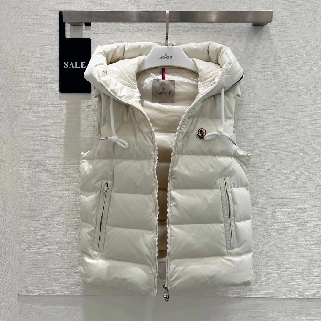 Moncler Cardamine Down Vest - DopestKickz