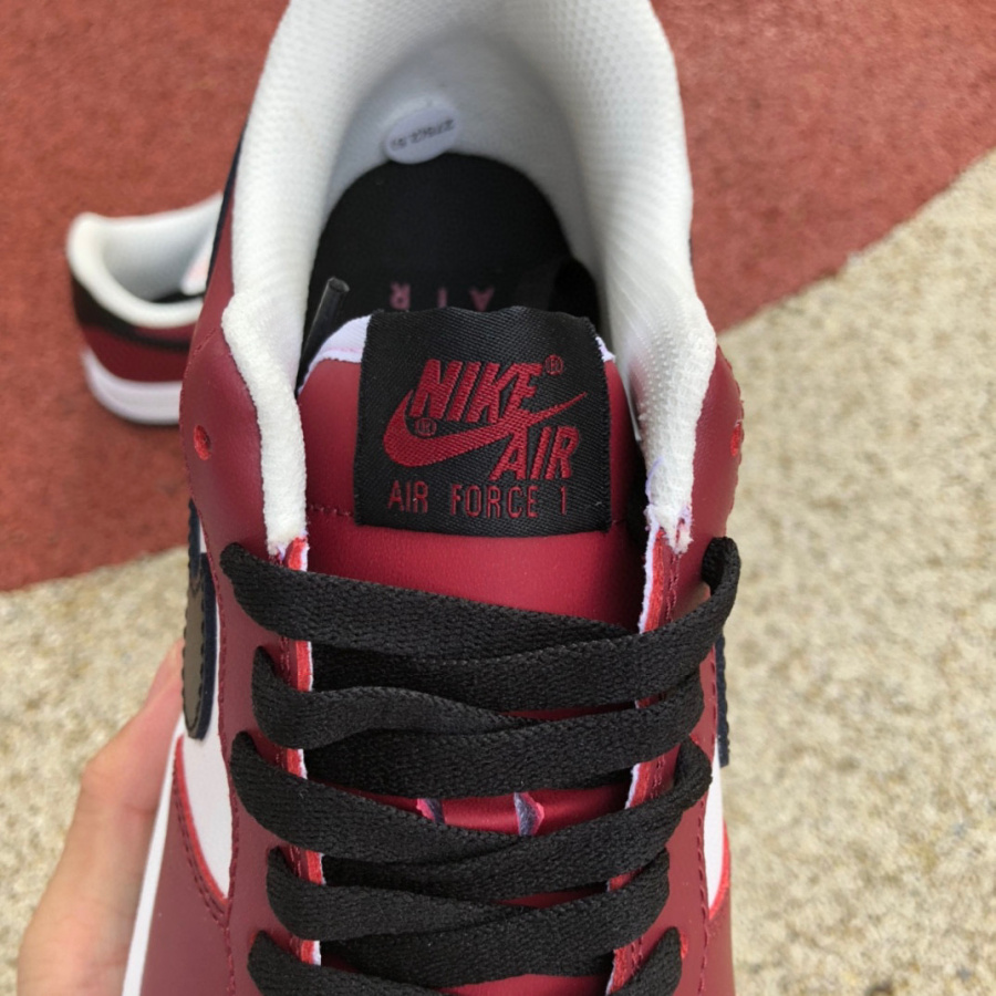 Nike Air Force 1 Low ’07 Sneaker      FD0300-600 - DopestKickz