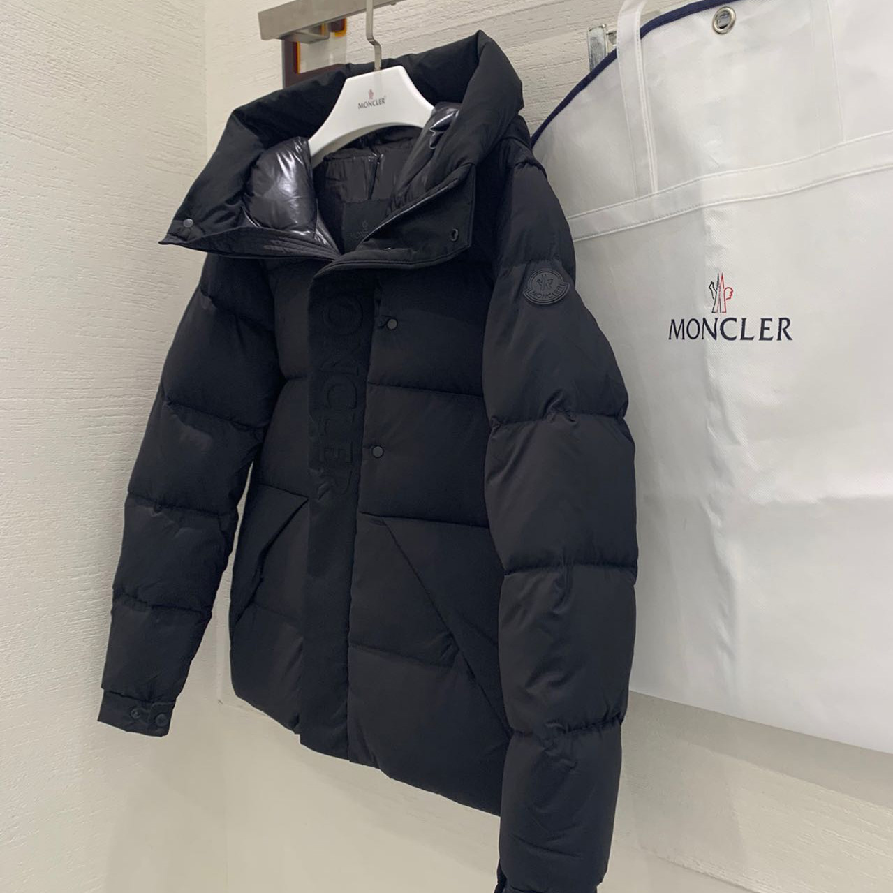 Moncler Short Down Jacket - DopestKickz