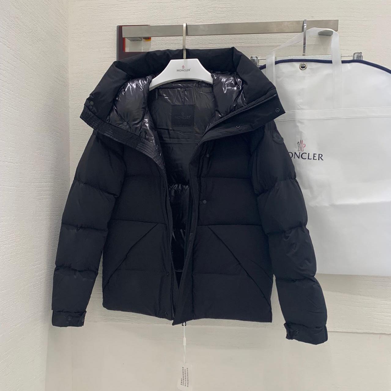 Moncler Short Down Jacket - DopestKickz