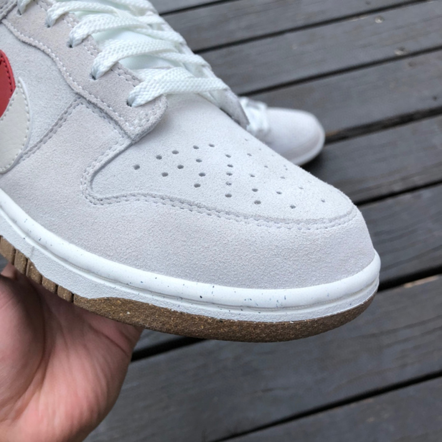 Nike Low SE 85 Sneaker        DO9457-100 - DopestKickz