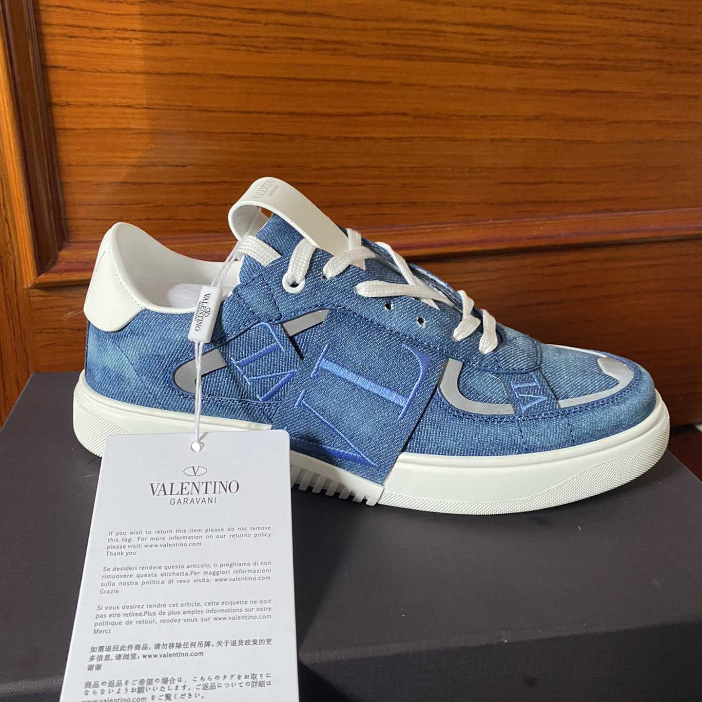 Valenti Low-Top Calfskin Vl7n Sneaker With Bands - DopestKickz