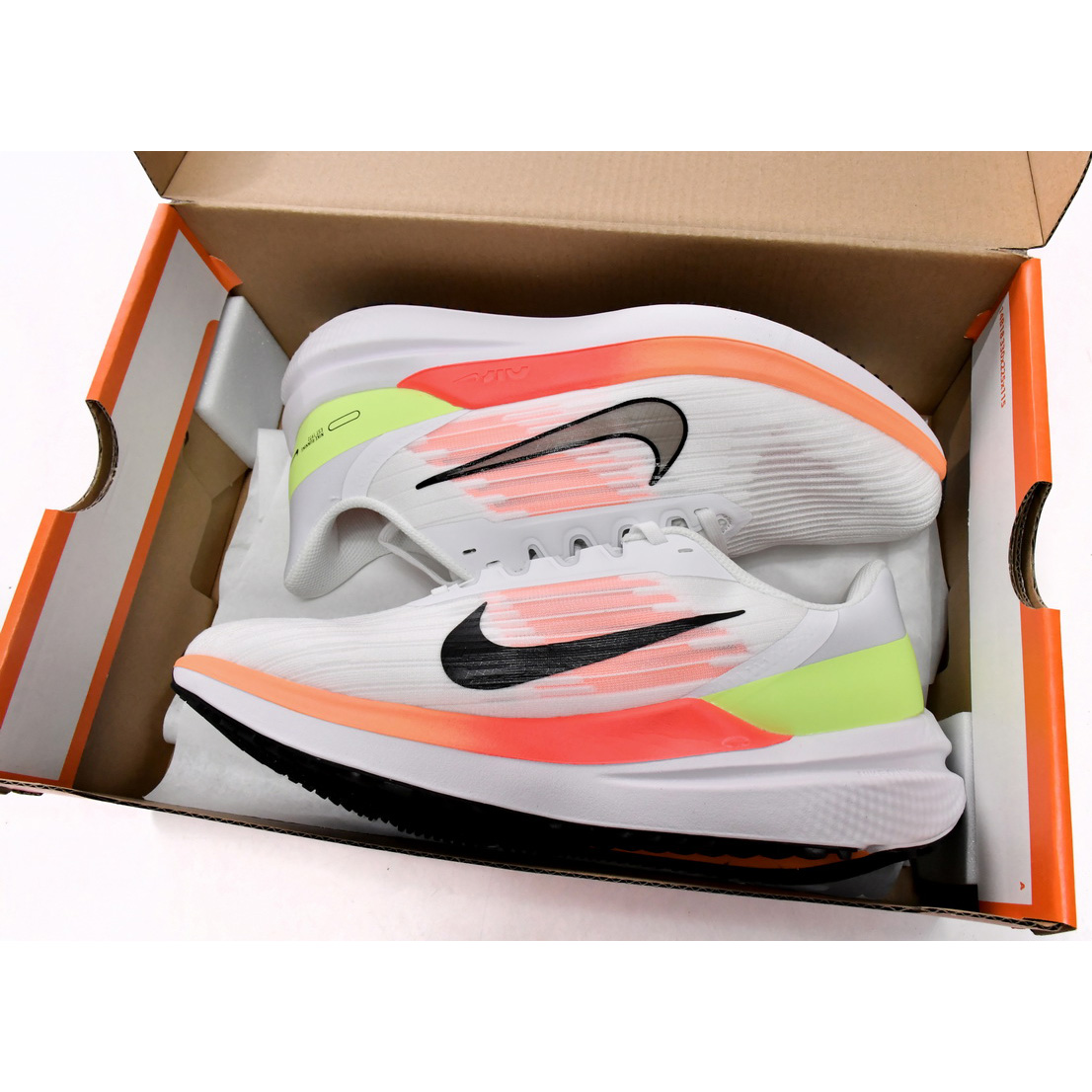 Nike Air Winflo 9 White Orange Sneaker    DD6203-100 - DopestKickz