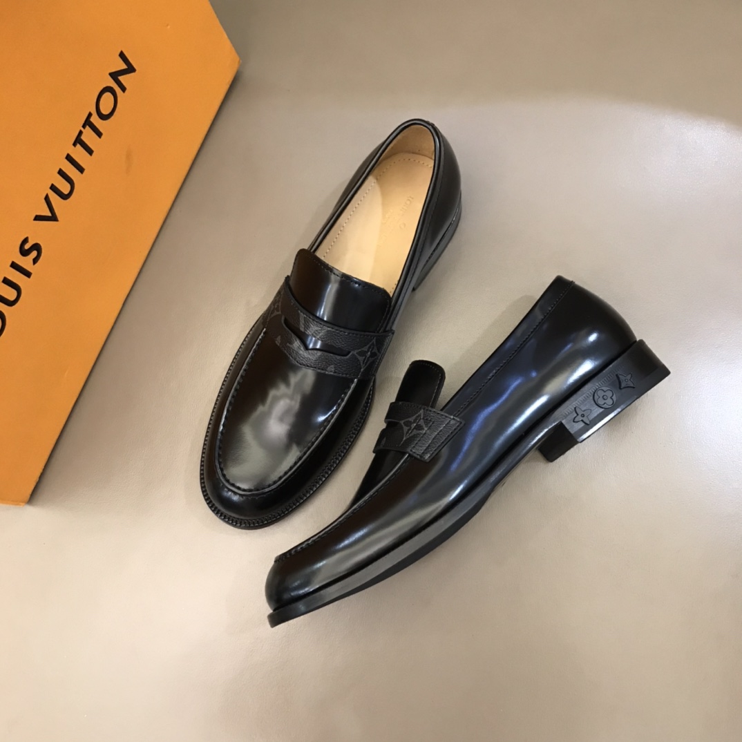 Louis Vuitton Saint Germain Loafer    1A9HNJ - DopestKickz