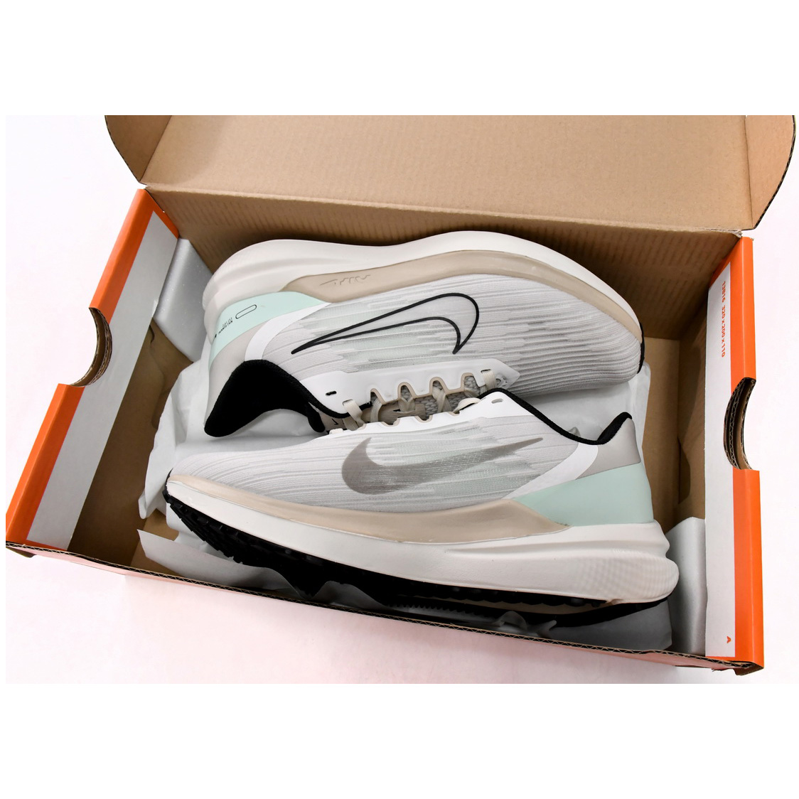 Nike Air Winflo 9 Light Grey Beige Light Green Sneaker      DV9121-011 - DopestKickz