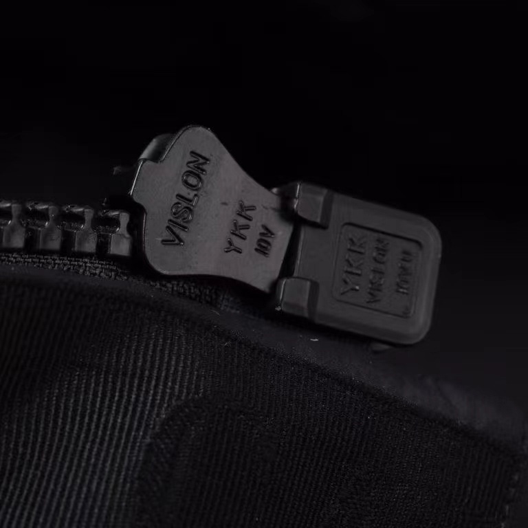 Canada Goose Junction Parka - DopestKickz