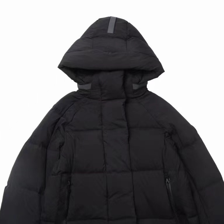 Canada Goose Junction Parka - DopestKickz