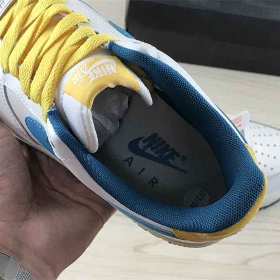 Air Force 1'07 Low Retro SP Sneaker     CW3388-203 - DopestKickz