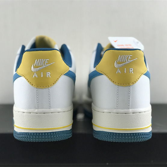 Air Force 1'07 Low Retro SP Sneaker     CW3388-203 - DopestKickz