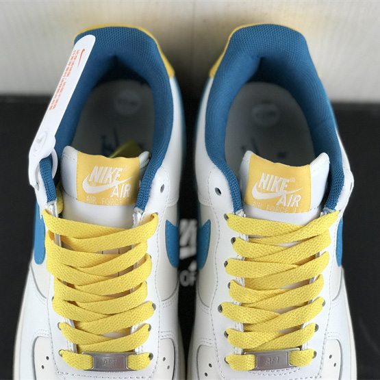 Air Force 1'07 Low Retro SP Sneaker     CW3388-203 - DopestKickz