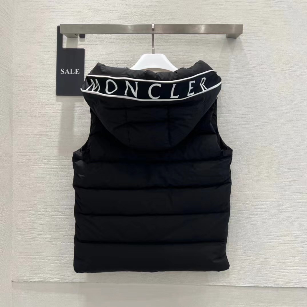 Moncler Cardamine Down Vest - DopestKickz
