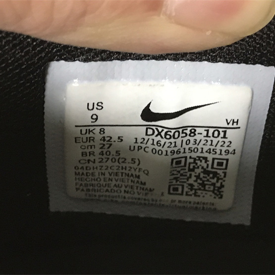 Nike Dunk Low Scrap Sneaker      DX6058-101 - DopestKickz