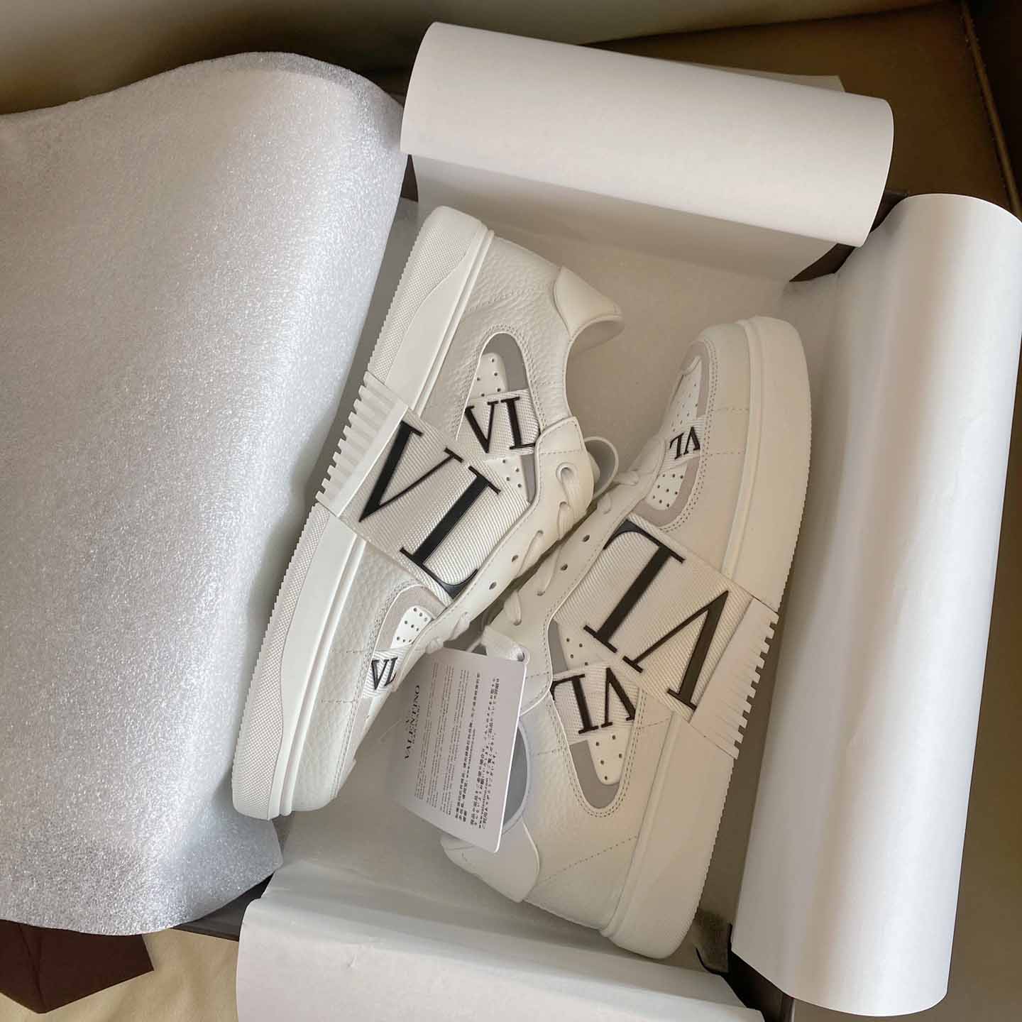 Valenti Low-Top Calfskin Vl7n Sneaker With Bands - DopestKickz