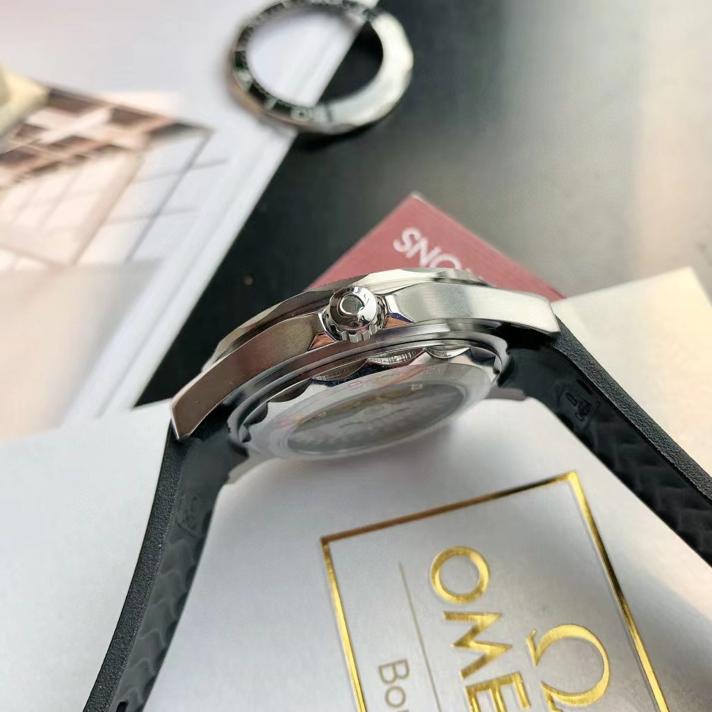 Omega High Quality Watch - DopestKickz