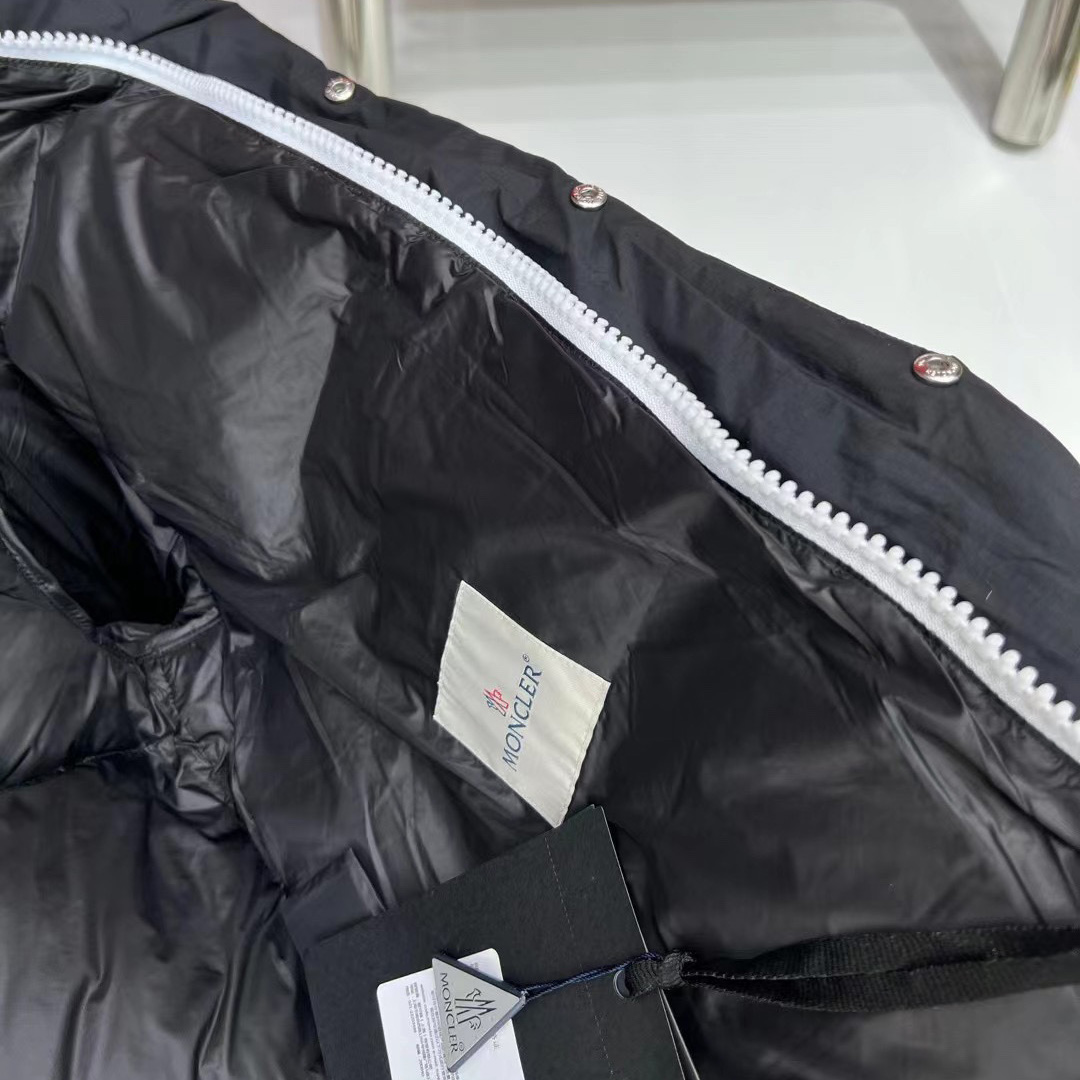 Moncler Wintefold Short Down Jacket - DopestKickz