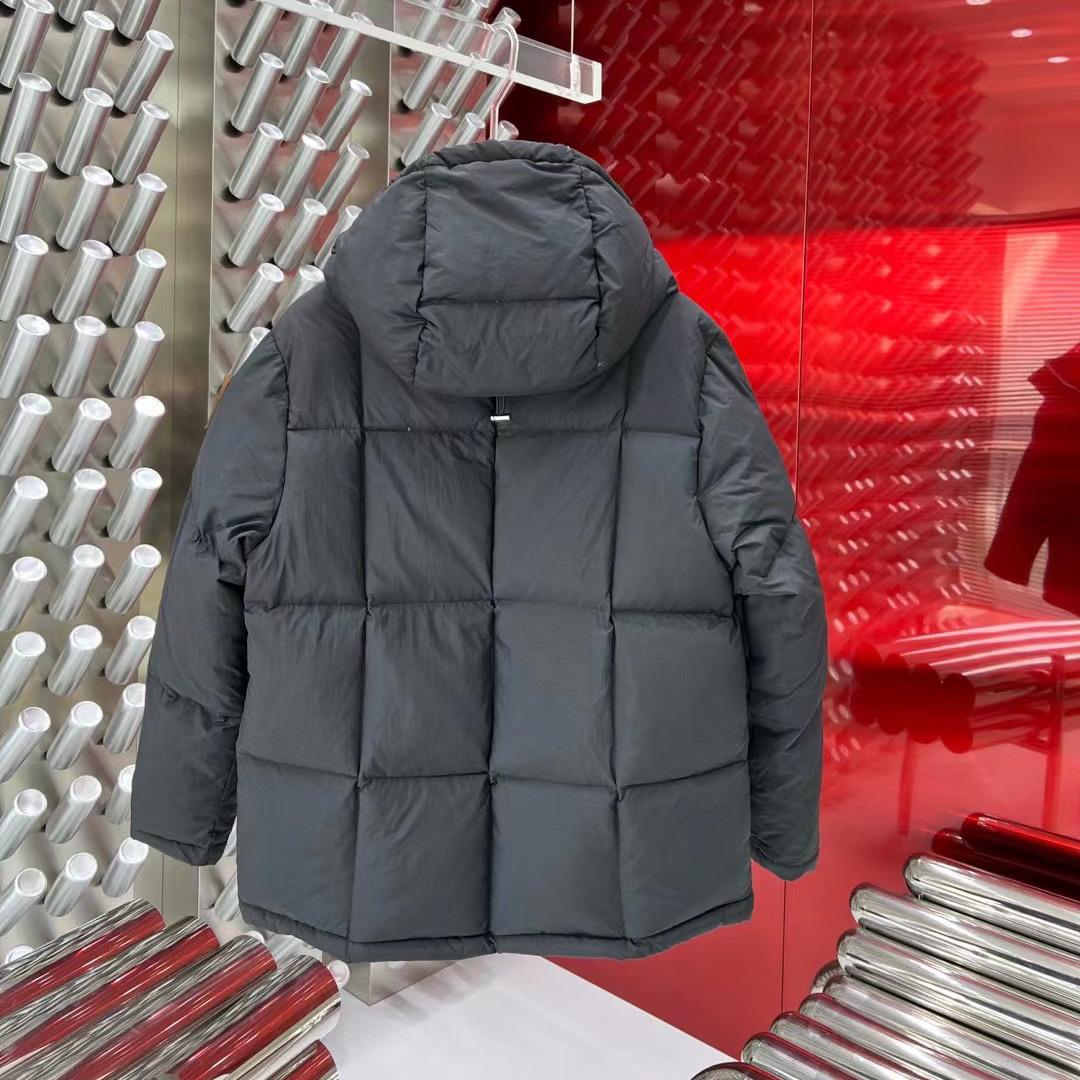 Moncler Wintefold Short Down Jacket - DopestKickz