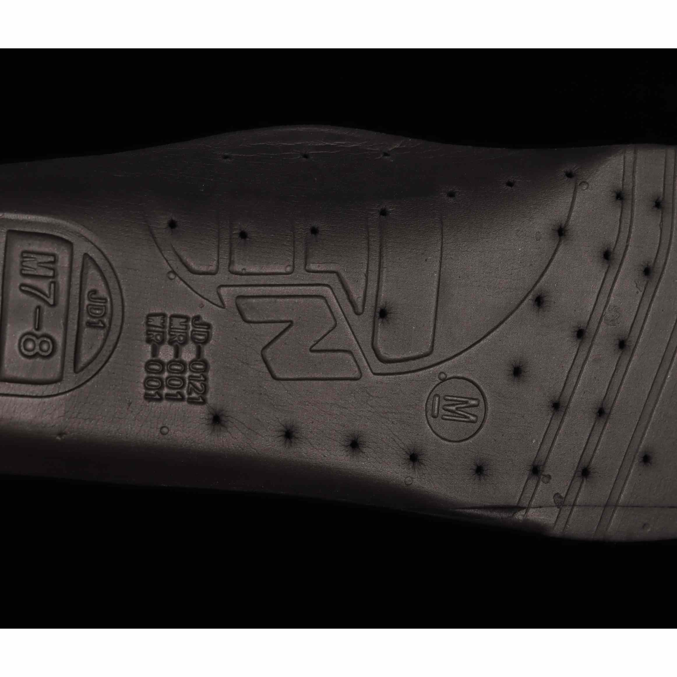 New Balance NB990 Sneakers           M990BS3 - DopestKickz