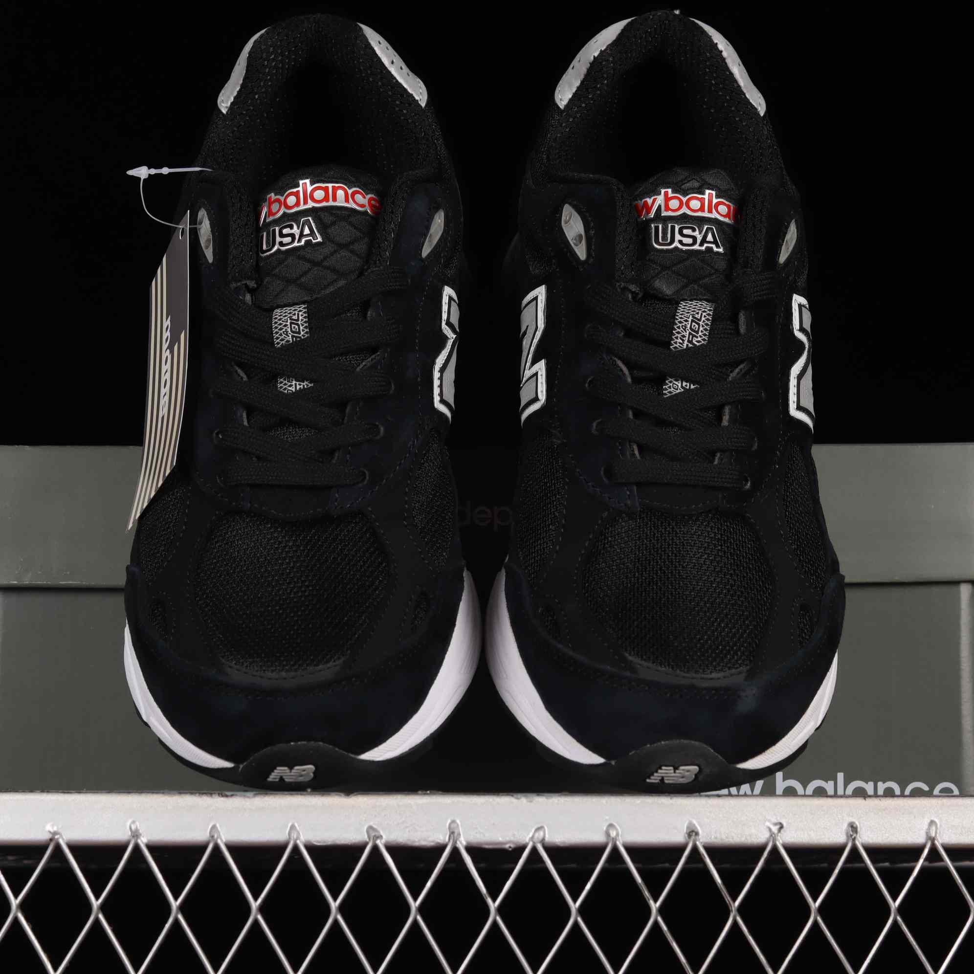 New Balance NB990 Sneakers           M990BS3 - DopestKickz