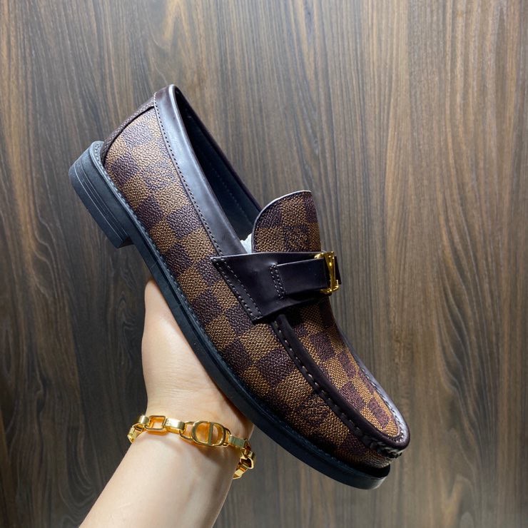 Louis Vuitton Major Loafer   1A5A3O - DopestKickz