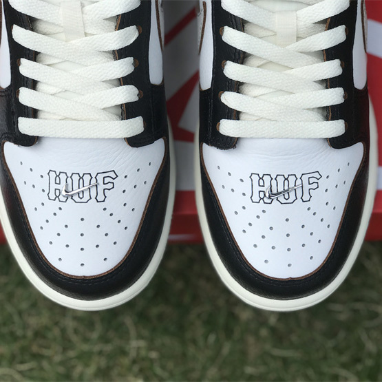 HUF x Nike SB Dunk Low “San Francisco” Sneaker        FD8775-001  - DopestKickz