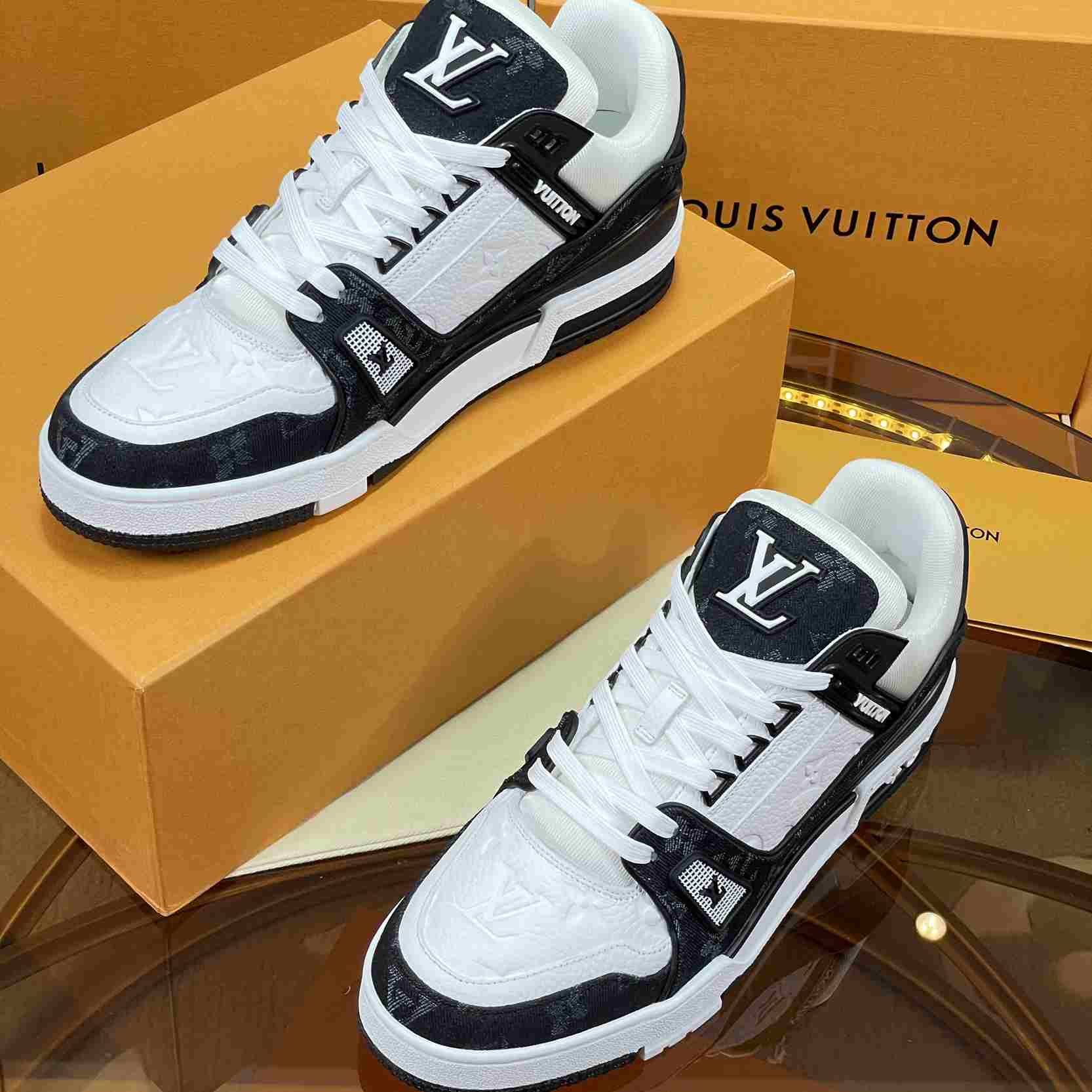 Louis Vuitton LV Trainer Sneaker       1A9JGB - DopestKickz