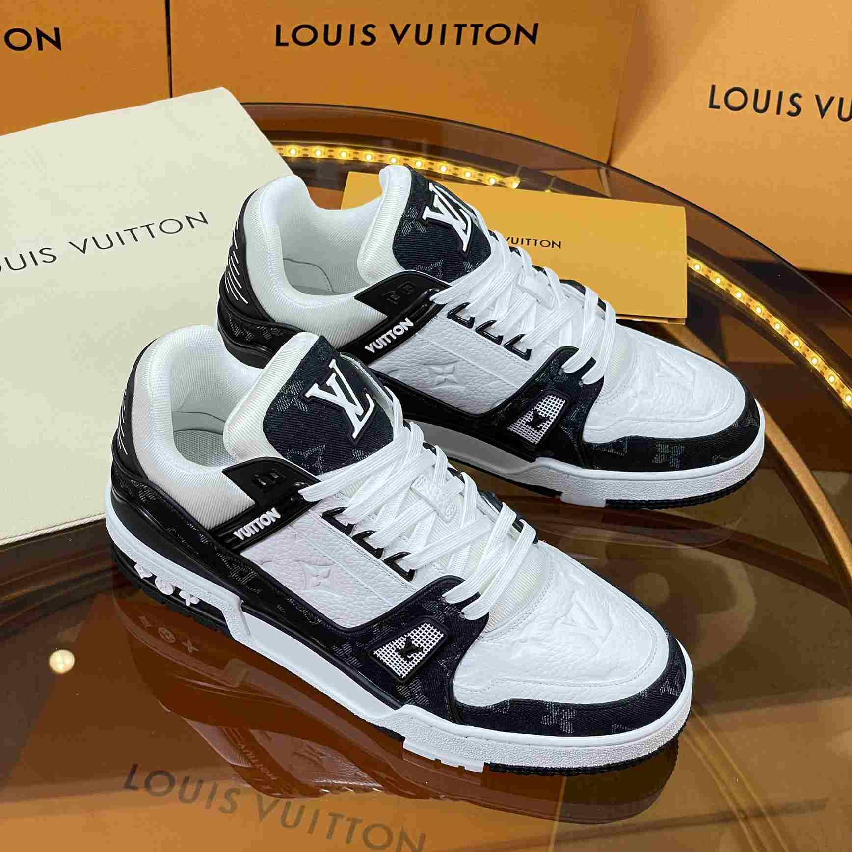 Louis Vuitton LV Trainer Sneaker       1A9JGB - DopestKickz