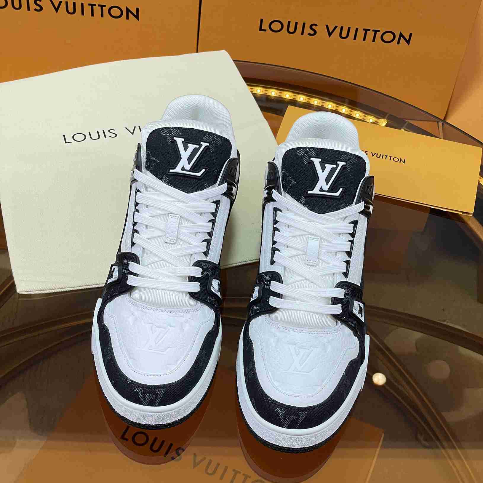 Louis Vuitton LV Trainer Sneaker       1A9JGB - DopestKickz