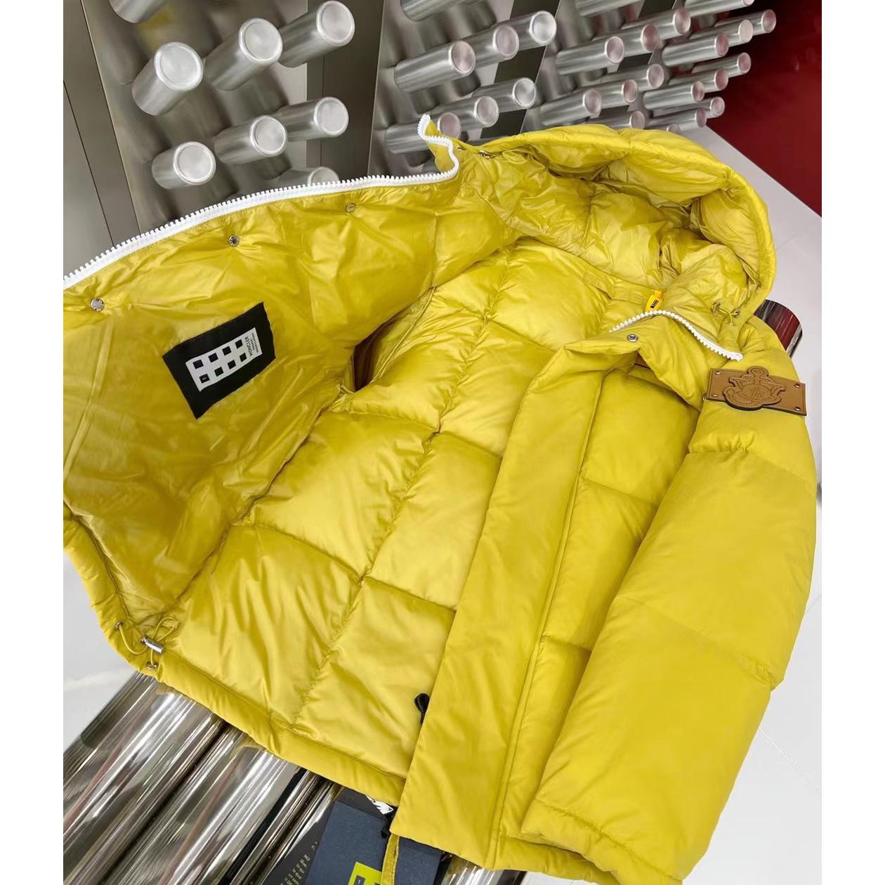 Moncler Wintefold Short Down Jacket - DopestKickz