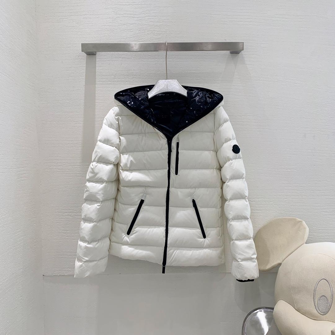 Moncler Herbe Short Down Jacket - DopestKickz