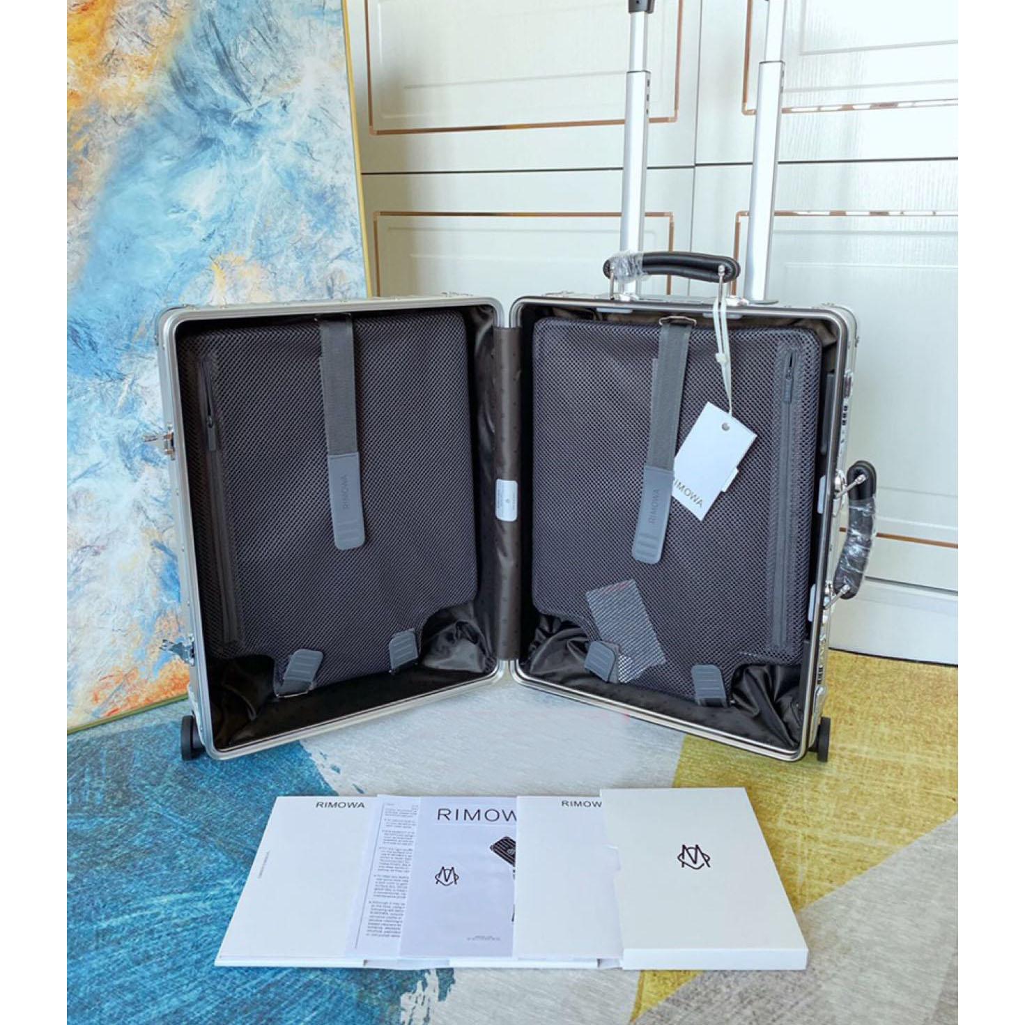 Rimowa check-In M Luggage - DopestKickz