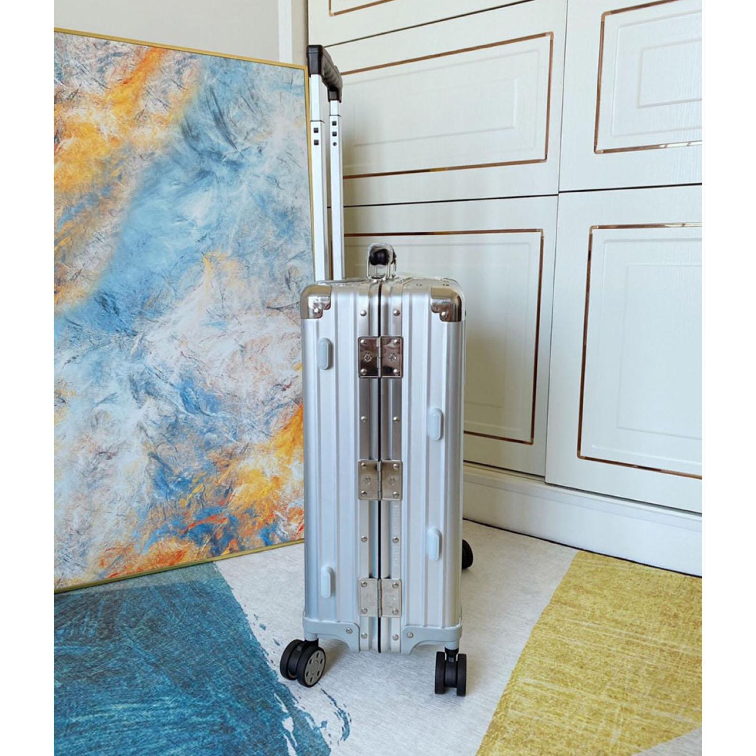 Rimowa check-In M Luggage - DopestKickz