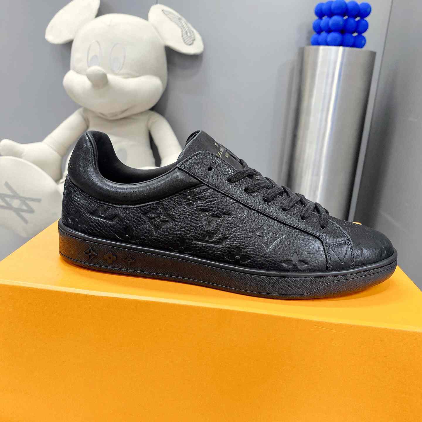Louis Vuitton Luxembourg Sneaker    1A8QEB - DopestKickz