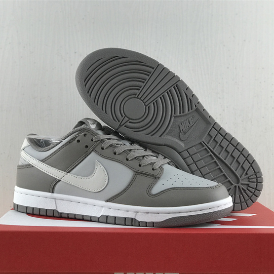 Nike SB Dunk Low"Reverse Panda"Sneaker     FD0792-001 - DopestKickz