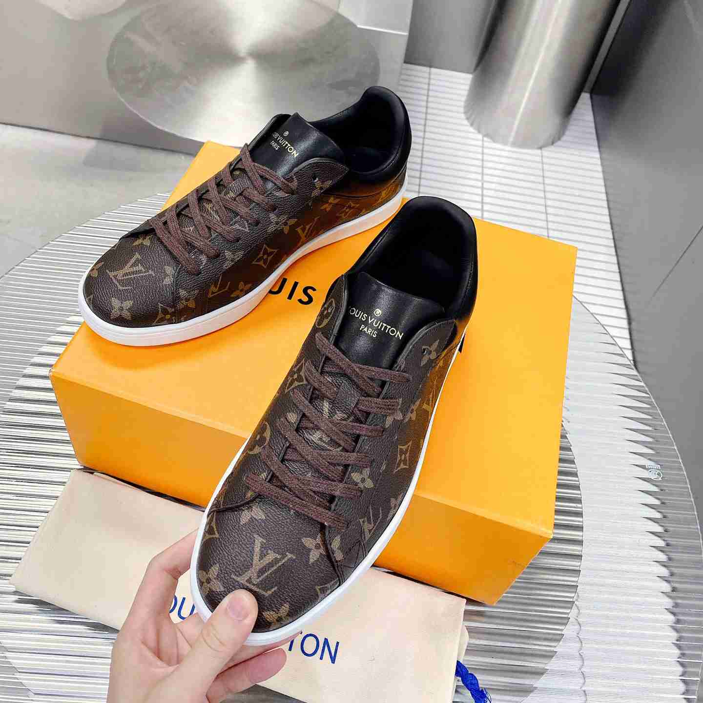 Louis Vuitton Luxembourg Samothrace Sneakers     1A4PAF - DopestKickz