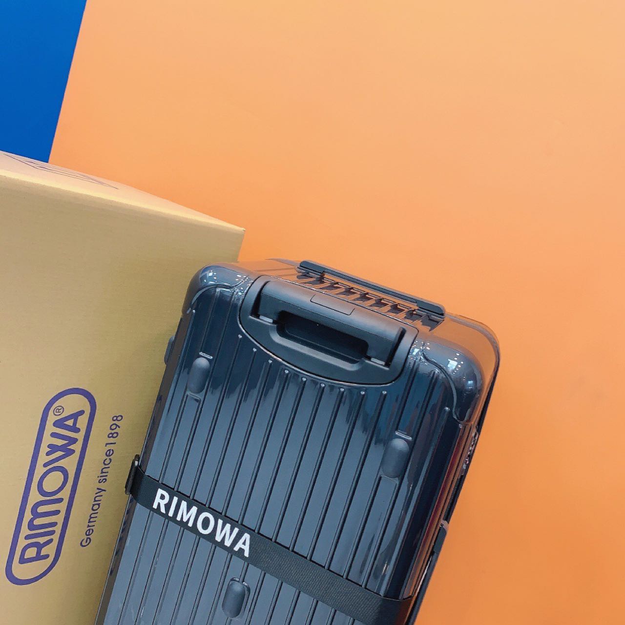 Rimowa Luggage - DopestKickz