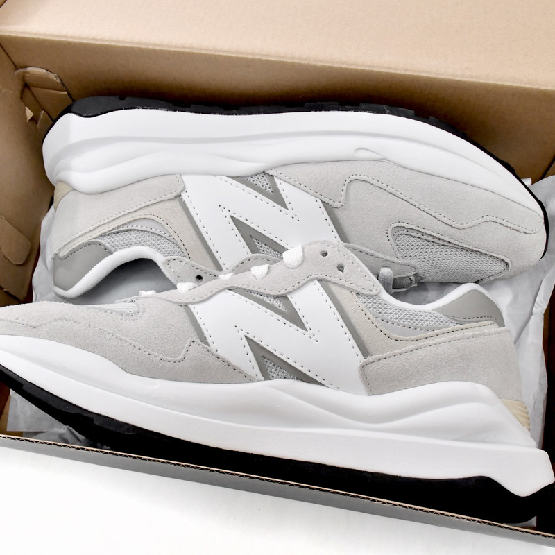 New Balance 5740 Grey Sneakers           M5740CA  - DopestKickz