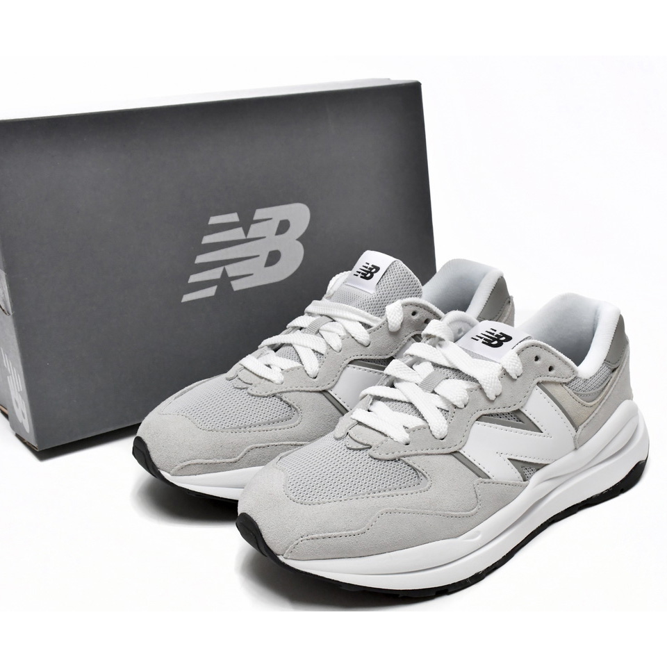 New Balance 5740 Grey Sneakers           M5740CA  - DopestKickz