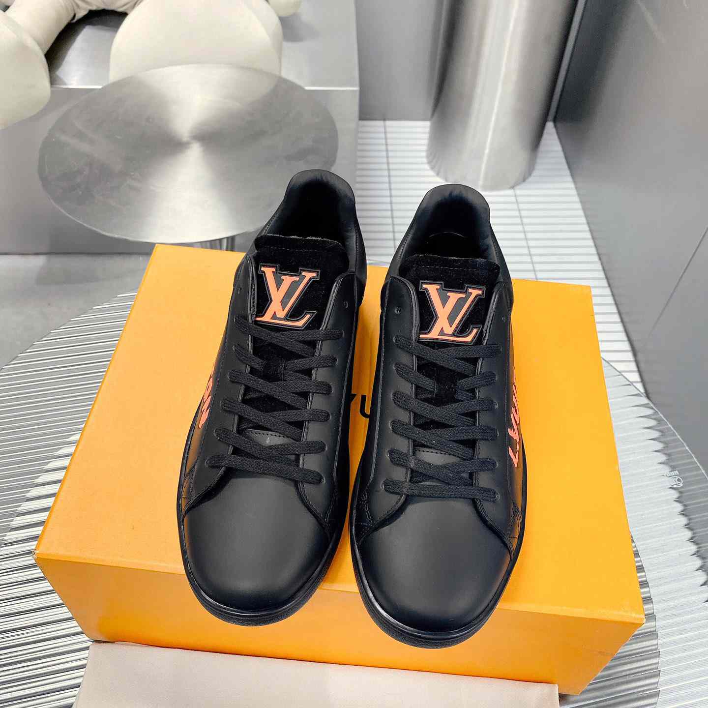 Louis Vuitton Luxembourg Samothrace Sneakers   1A9JCM - DopestKickz