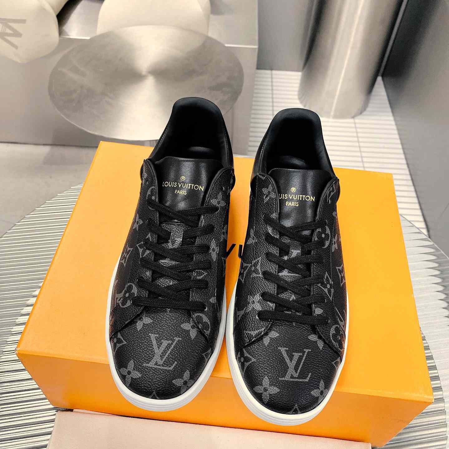 Louis Vuitton Luxembourg Samothrace Sneakers     1A4PAT - DopestKickz