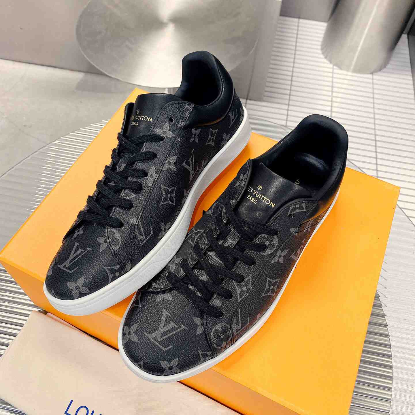 Louis Vuitton Luxembourg Samothrace Sneakers     1A4PAT - DopestKickz