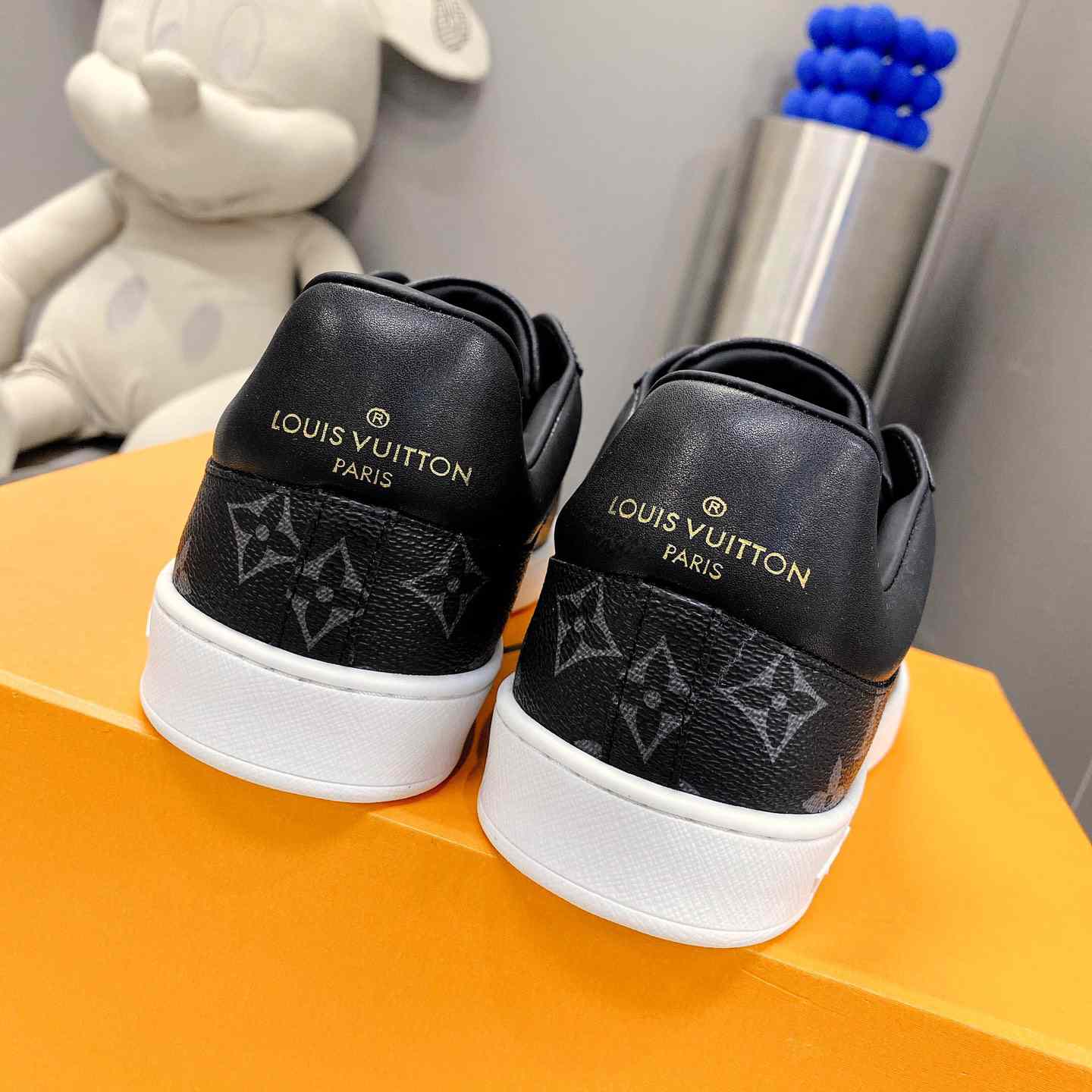 Louis Vuitton Luxembourg Samothrace Sneakers     1A4PAT - DopestKickz