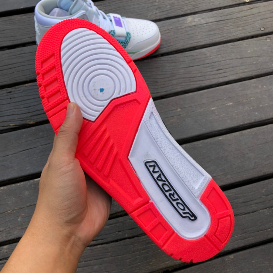 Air Jordan Legacy AJ312 Sneaker  AV3922-203 - DopestKickz