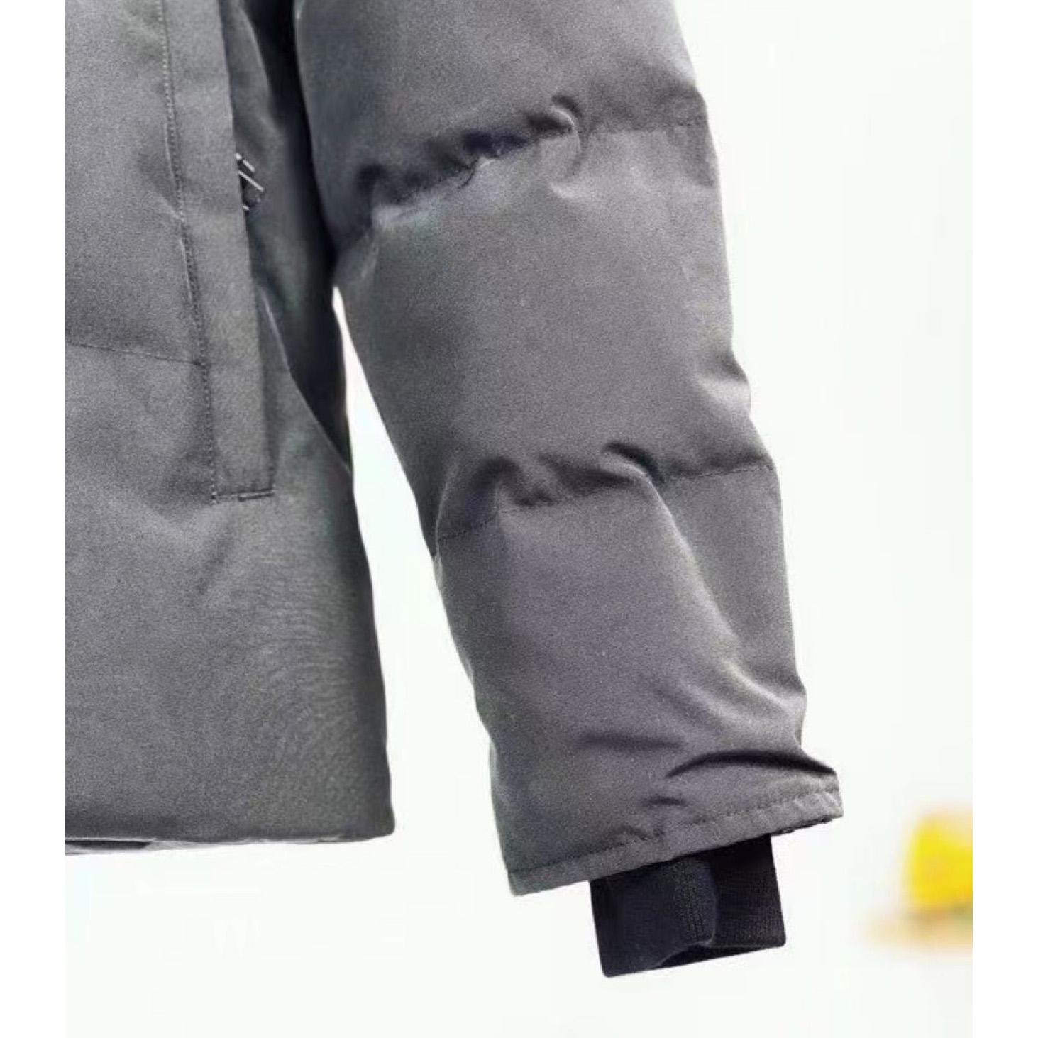 Canada Goose Wyndham Parka - DopestKickz