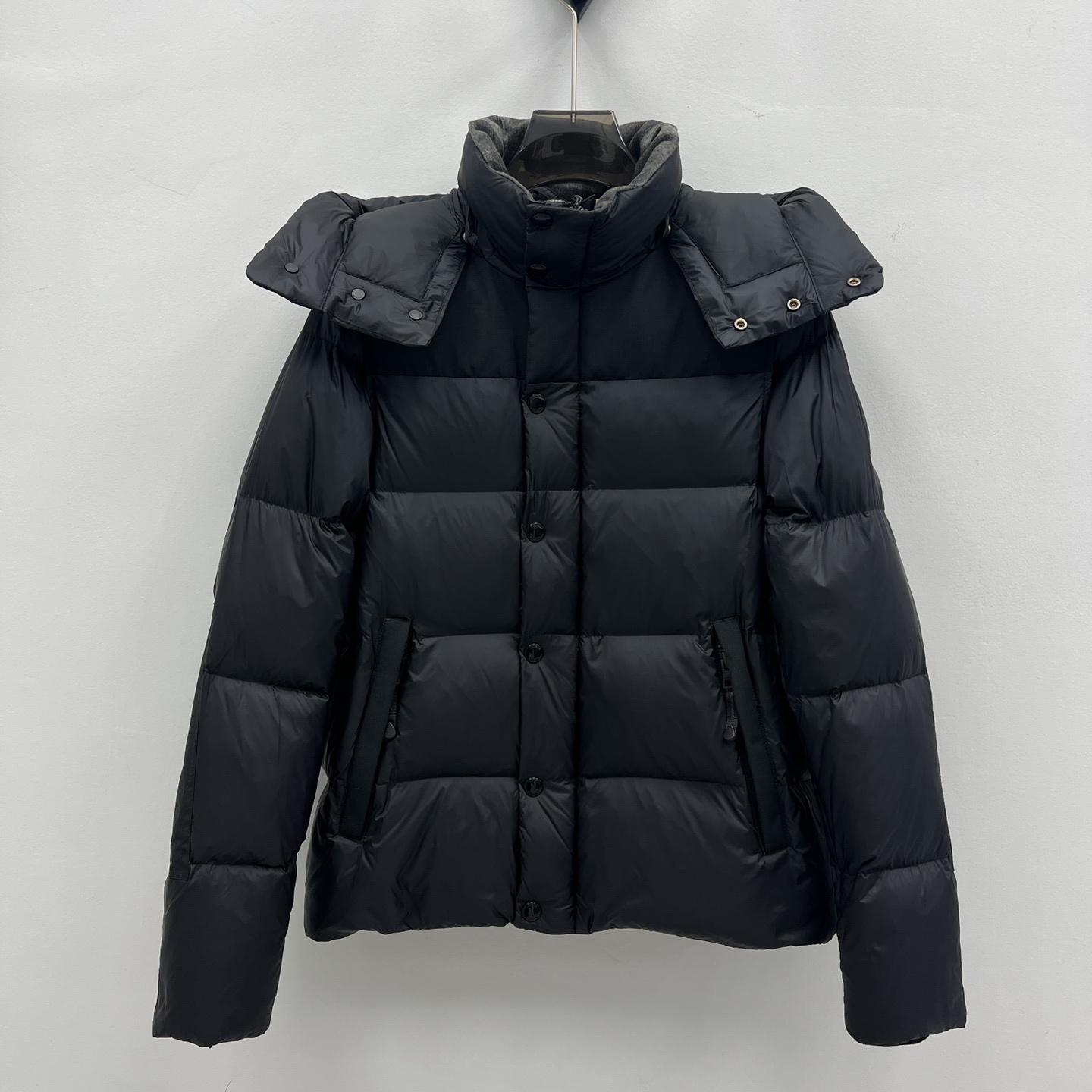 Burberry Detachable Sleeve Hooded Puffer Jacket - DopestKickz