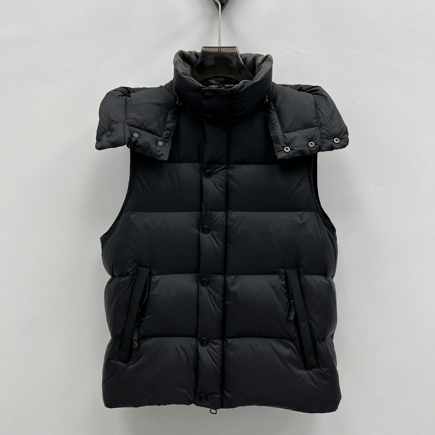 Burberry Detachable Sleeve Hooded Puffer Jacket - DopestKickz